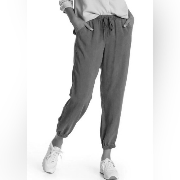 Cloth & Stone | Slate Gray Tencel Easy Jogger Pants, Large - Picture 2 of 5